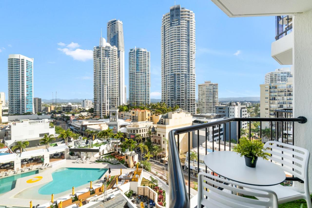 Apartment Gorgeous Studio Right In The Heart Of Surfers *